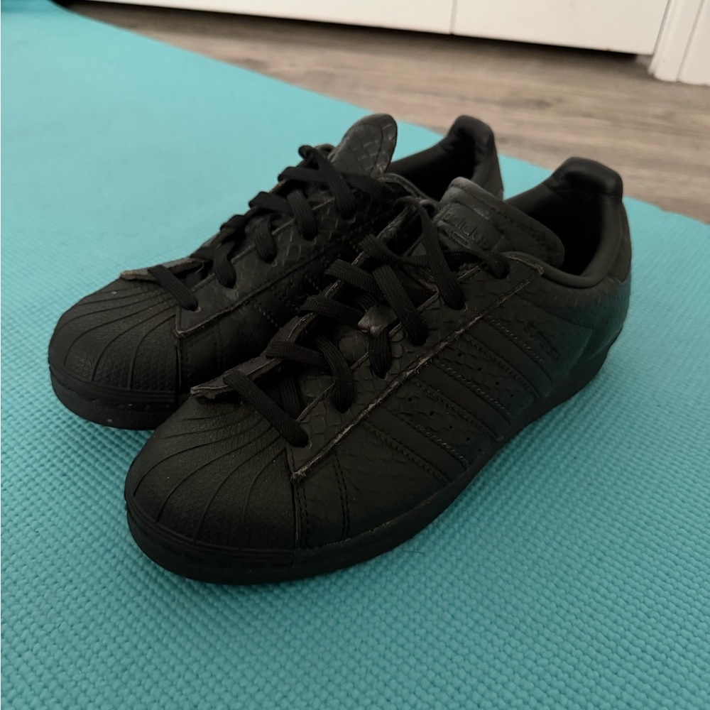 adidas Women's Black Classic Superstar Sneakers